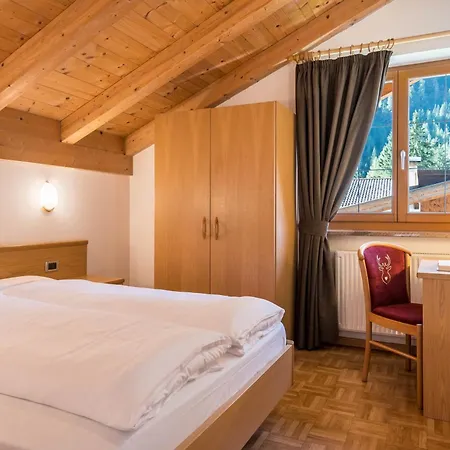 Lory 5 Apartment Canazei